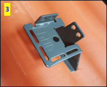 Färdigmonterat betongfäste, klart för montage av profil